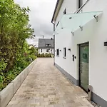 Parkside S3 - 8min Legoland 아파트