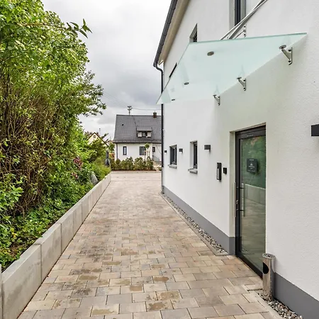 3 Parkside * Guenzburg