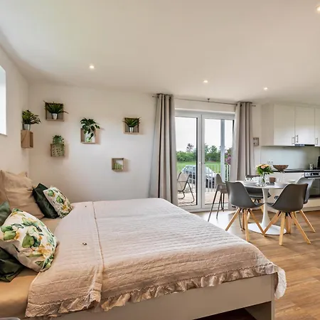 3 Parkside Guenzburg